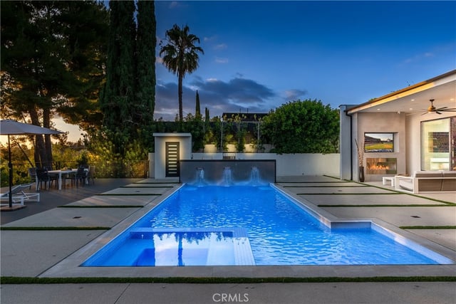 17977 Medley Drive, Encino, CA 91316 — photo 47 of 51