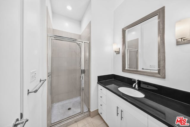 3810 Wilshire Boulevard 1108, Los Angeles, CA 90010 — photo 5 of 51