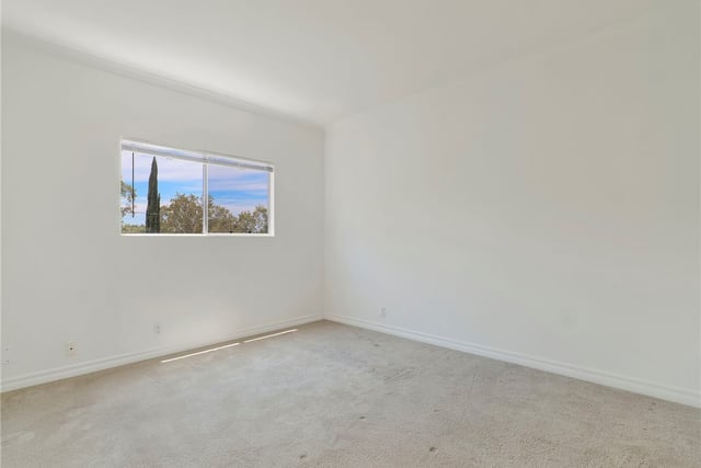 525 S Shelton Street 205, Burbank, CA 91506 — photo 17 of 33