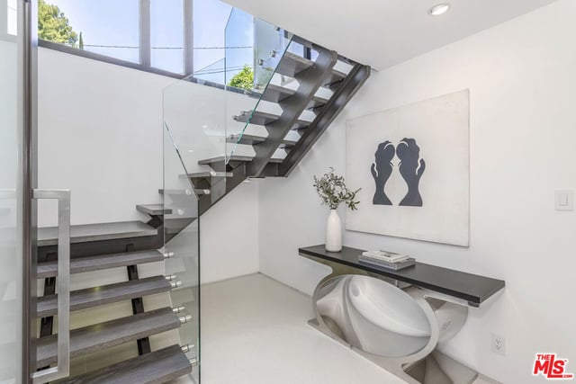 9834 Wanda Park Drive, Beverly Hills, CA 90210 — photo 9 of 38