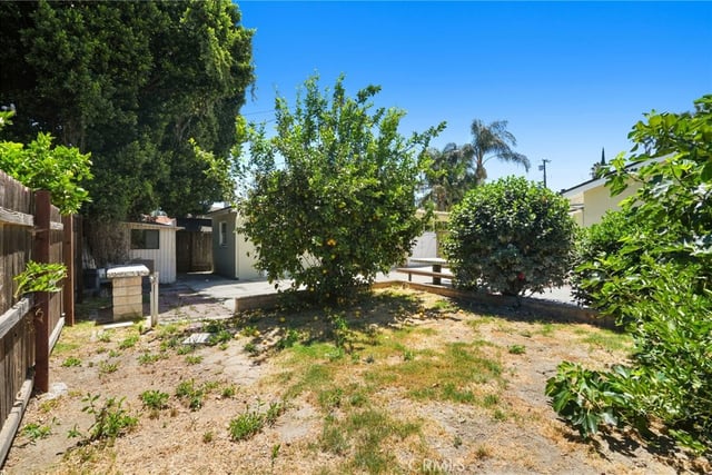 15841 Marlin Place, Lake Balboa, CA 91406 — photo 48 of 48