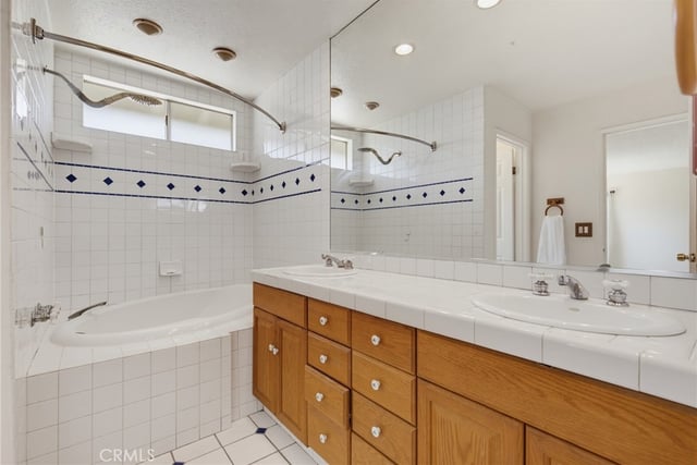 28948 Marilyn Drive, Canyon Country, CA 91387 — photo 13 of 24