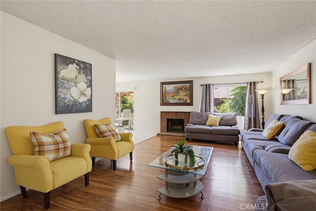 28948 Marilyn Drive, Canyon Country, CA 91387 — photo 3 of 24