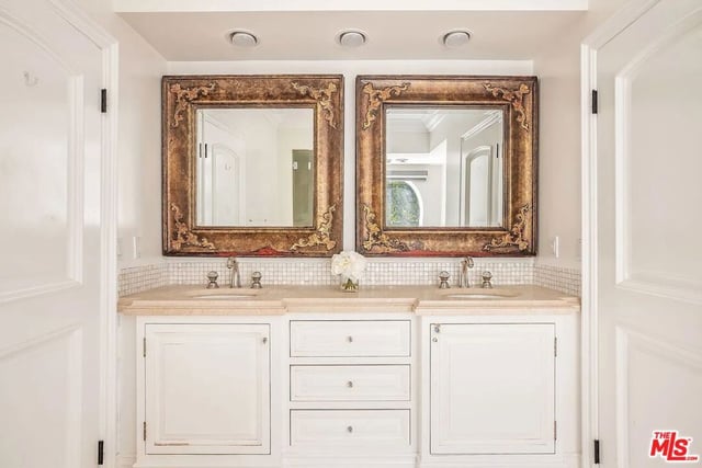 10914 Bellagio Road, Los Angeles, CA 90077 — photo 10 of 19