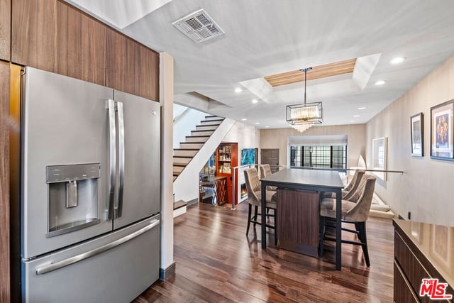 36 Navy Street 3, Venice, CA 90291 — photo 13 of 24