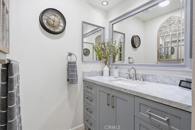 23515 Meriden, Valencia, CA 91354 — photo 14 of 27