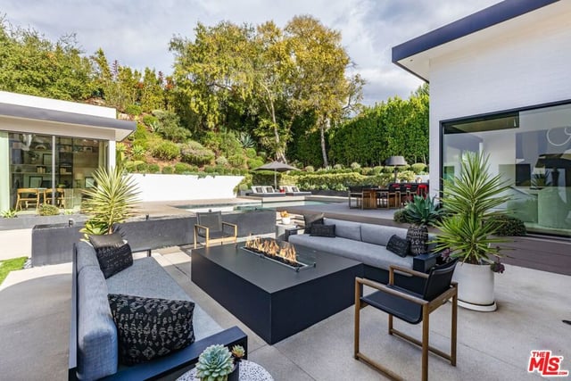9455 Eden Drive, Beverly Hills, CA 90210 — photo 29 of 34
