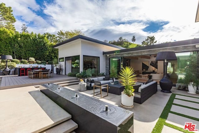 9455 Eden Drive, Beverly Hills, CA 90210 — photo 30 of 34