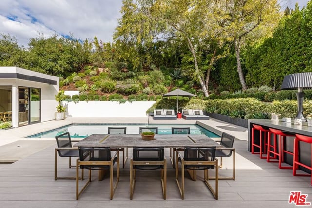 9455 Eden Drive, Beverly Hills, CA 90210 — photo 31 of 34