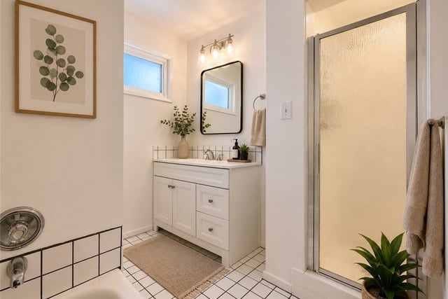44137 Fern, Lancaster, CA 93534 — photo 12 of 32