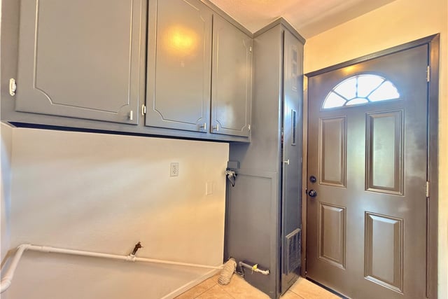 44137 Fern, Lancaster, CA 93534 — photo 13 of 32