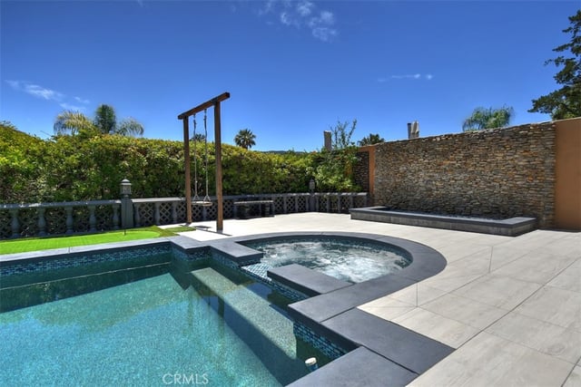 4423 Tedregal Court, Calabasas, CA 91302 — photo 26 of 33