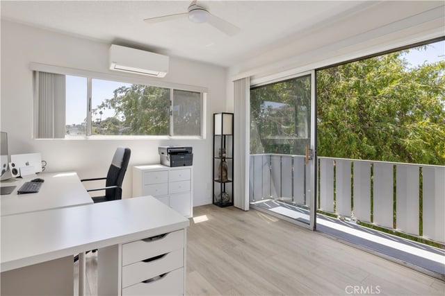 4343 Finley Avenue 27, Los Angeles, CA 90027 — photo 15 of 22