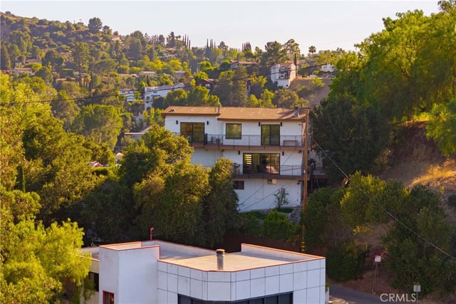 4300 Camello Road, Woodland Hills, CA 91364 — photo 24 of 29