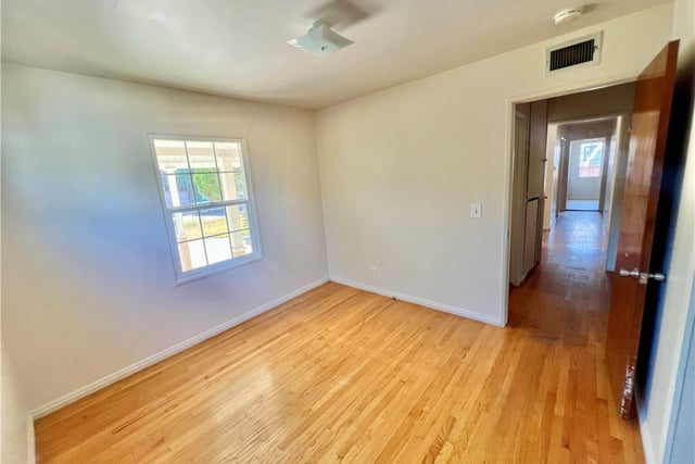 16527 Superior, Northridge, CA 91343 — photo 16 of 54