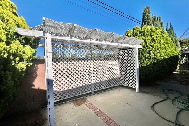 16527 Superior, Northridge, CA 91343 — photo 49 of 54