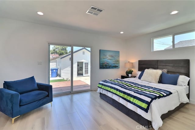 2015 W 42nd Place, Los Angeles, CA 90062 — photo 12 of 23