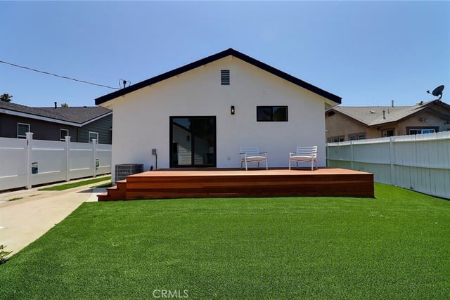 2015 W 42nd Place, Los Angeles, CA 90062 — photo 22 of 23