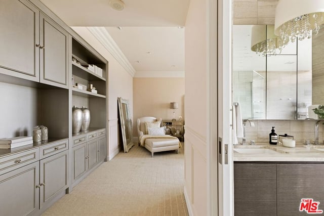 900 W Olympic Boulevard 42E, Los Angeles, CA 90015 — photo 28 of 73