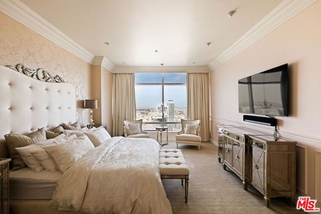 900 W Olympic Boulevard 42E, Los Angeles, CA 90015 — photo 30 of 73