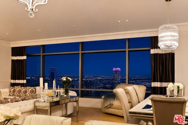 900 W Olympic Boulevard 42E, Los Angeles, CA 90015 — photo 56 of 73