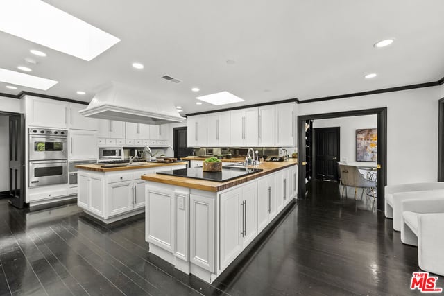 10981 Bellagio Road, Los Angeles, CA 90077 — photo 20 of 38