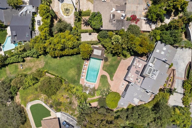 10981 Bellagio Road, Los Angeles, CA 90077 — photo 3 of 38