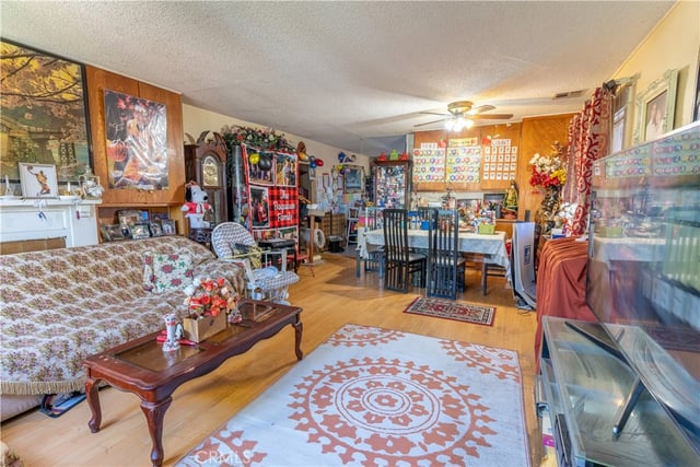 4452 Rosewood Avenue, Los Angeles, CA 90004 — photo 17 of 28