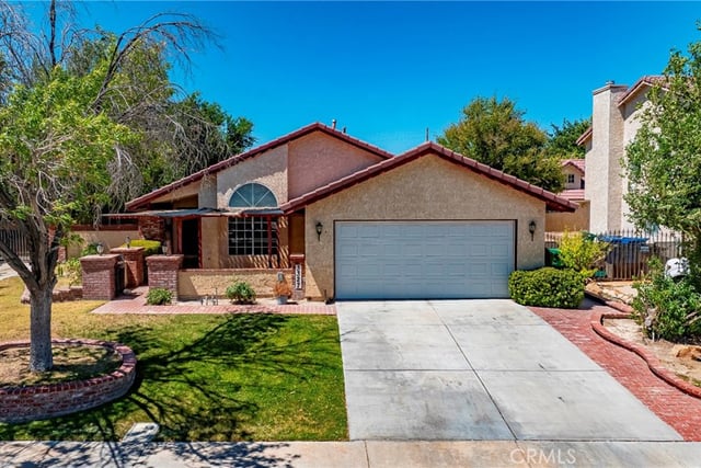 3327 Marilynn, Lancaster, CA 93536 — photo 3 of 42