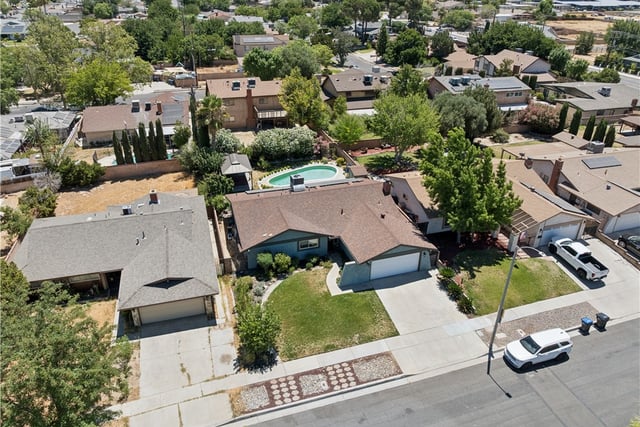44830 Lorimer, Lancaster, CA 93534 — photo 4 of 24
