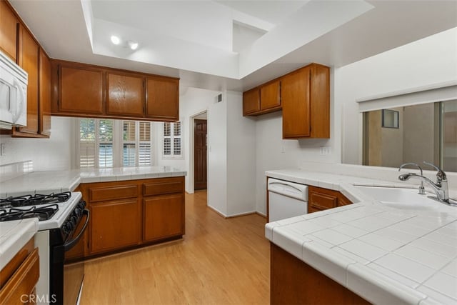 1760 Del Prado, Pomona, CA 91768 — photo 11 of 27
