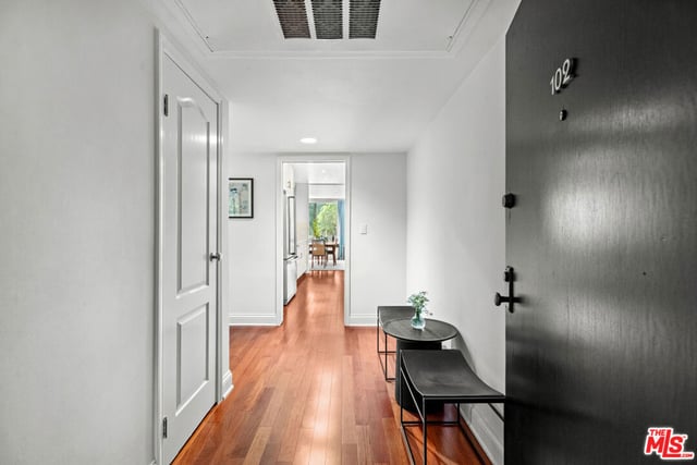 851 N Kings Road 102, West Hollywood, CA 90069 — photo 12 of 27