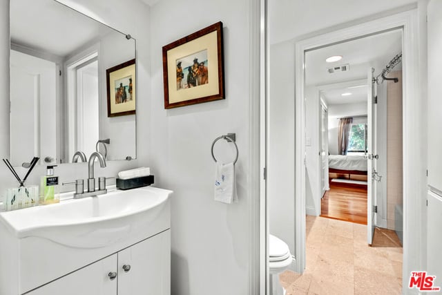 851 N Kings Road 102, West Hollywood, CA 90069 — photo 20 of 27