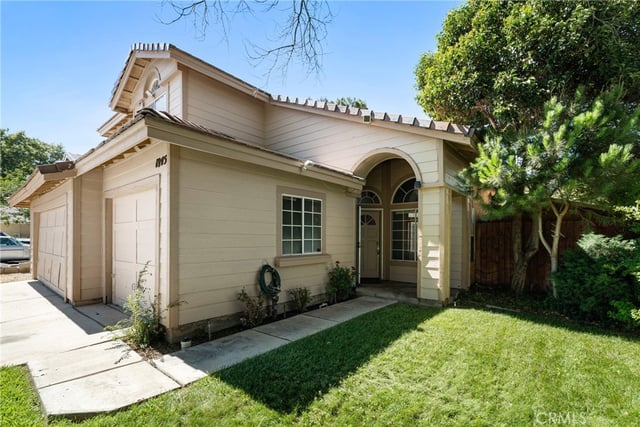 1845 West Avenue H8, Lancaster, CA 93534 — photo 4 of 41