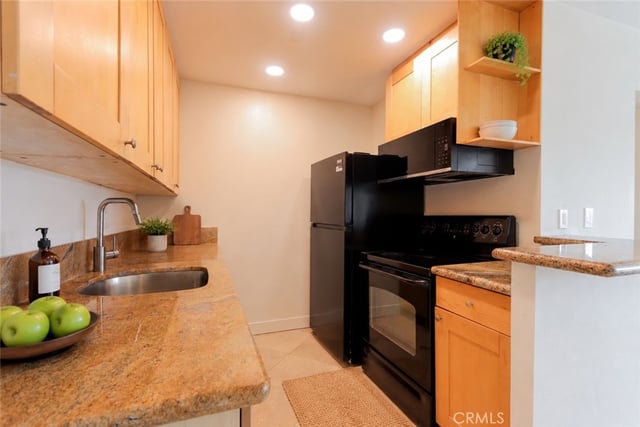 448 N Bellflower 216, Long Beach, CA 90814 — photo 9 of 24
