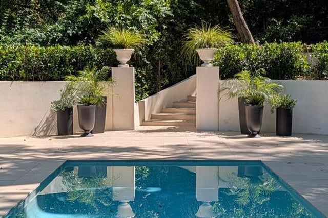 943 Moraga Drive, Los Angeles, CA 90049 — photo 36 of 49