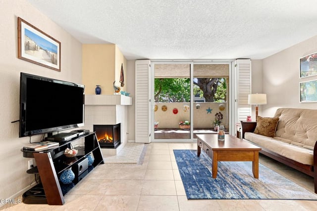 2253 Martinique Lane, Oxnard, CA 93035 — photo 10 of 66