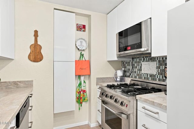 2253 Martinique Lane, Oxnard, CA 93035 — photo 18 of 66