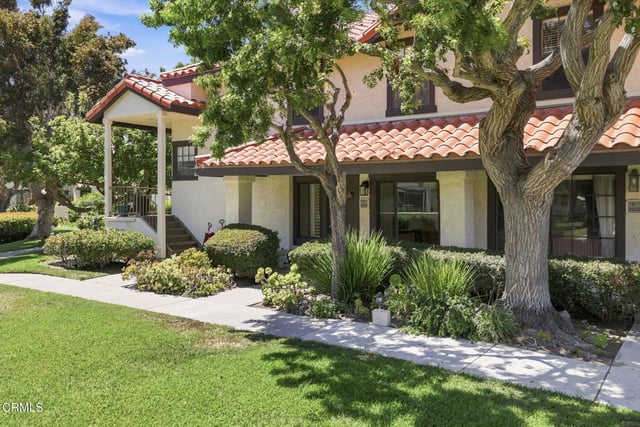 2253 Martinique Lane, Oxnard, CA 93035 — photo 4 of 66