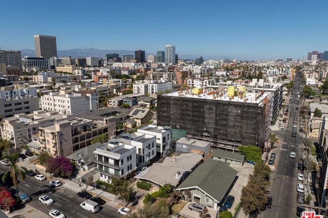 932 S Harvard Boulevard, Los Angeles, CA 90006 — photo 9 of 9