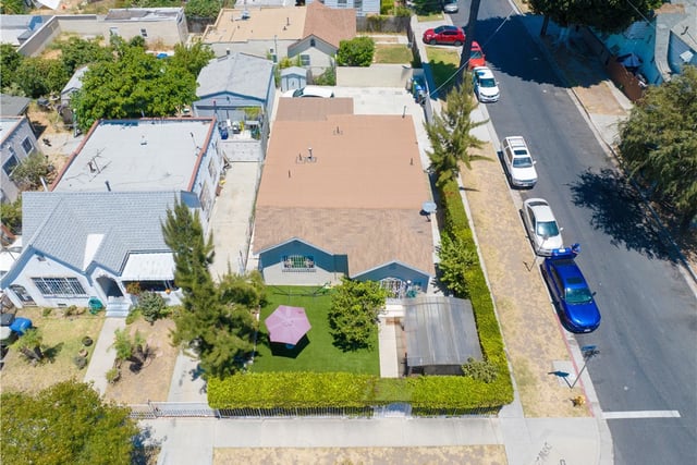 201 W 103rd, Los Angeles, CA 90003 — photo 4 of 34