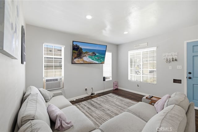 5952 Gaviota, Long Beach, CA 90805 — photo 10 of 40