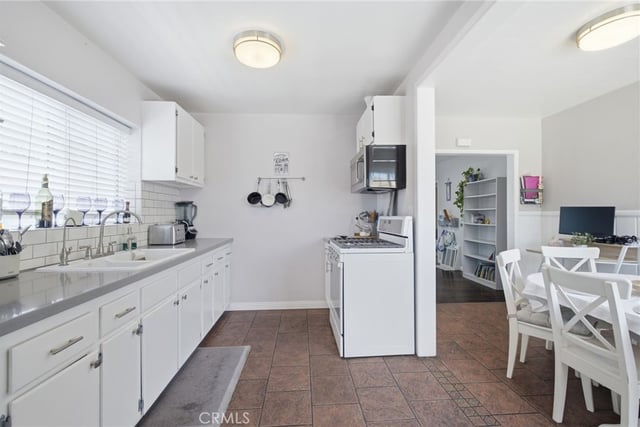 5952 Gaviota, Long Beach, CA 90805 — photo 17 of 40