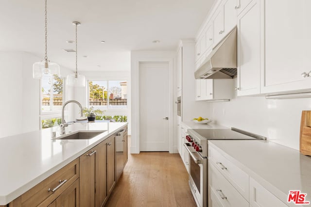 6606 W 80th Place, Los Angeles, CA 90045 — photo 16 of 39