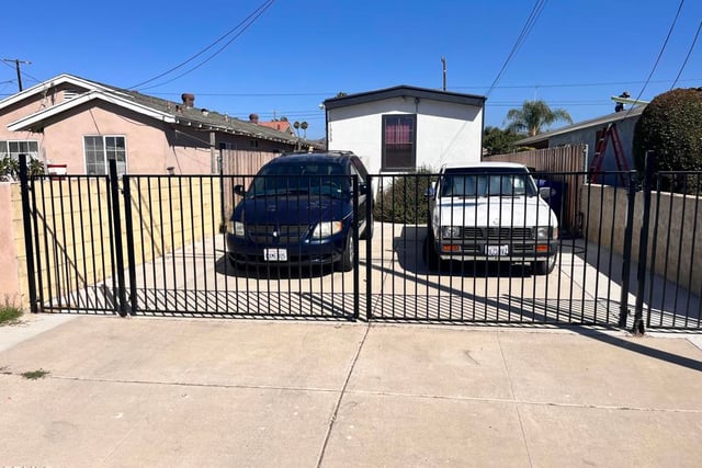 11333 Azahar Street, Ventura, CA 93004 — photo 2 of 50