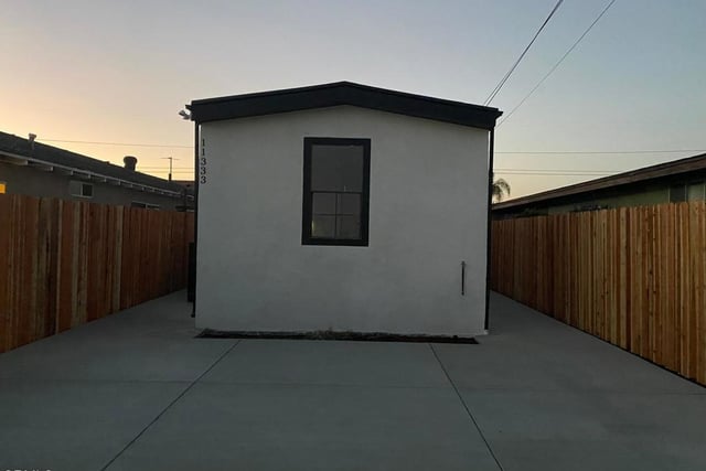 11333 Azahar Street, Ventura, CA 93004 — photo 8 of 50