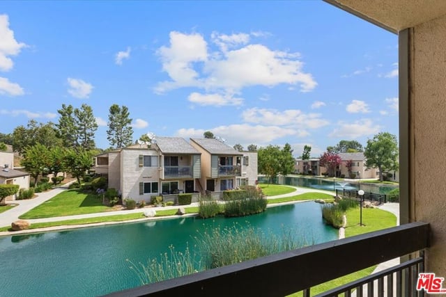 25746 Player Drive Q4, Santa Clarita, CA 91355 — photo 11 of 18