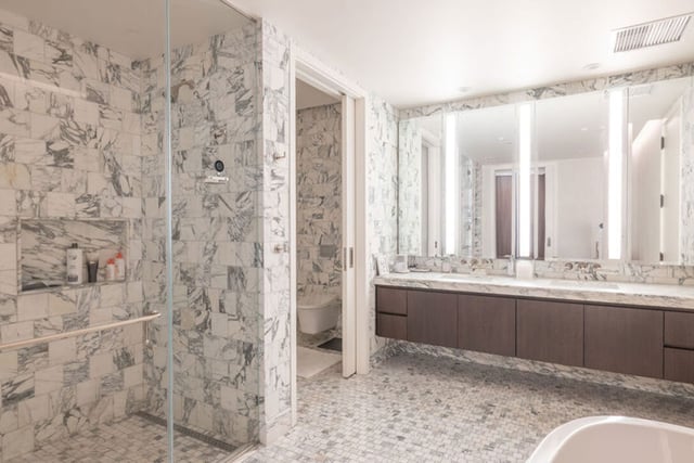 8420 Sunset Boulevard 602, West Hollywood, CA 90069 — photo 17 of 37