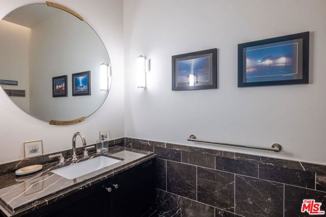 8420 Sunset Boulevard 602, West Hollywood, CA 90069 — photo 24 of 37