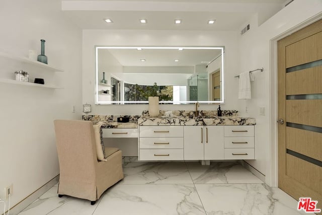 2557 Greenvalley Road, Los Angeles, CA 90046 — photo 14 of 20